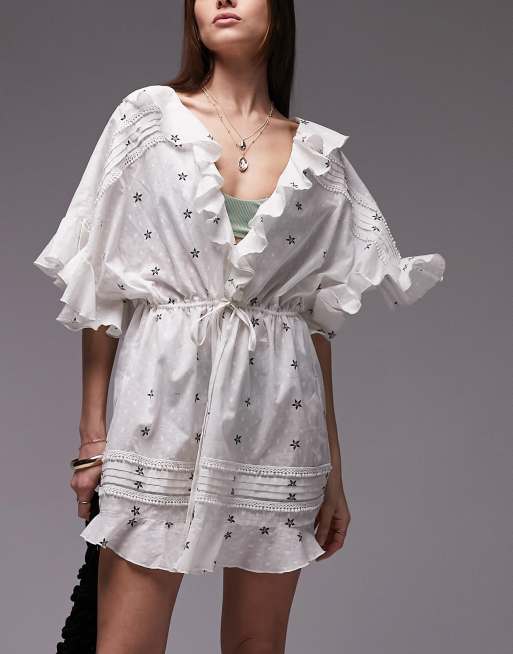 Topshop – Plażowa narzutka w kolorze złamanej bieli z tkaniny dobby z haftowanym kwiatowym wzorem 