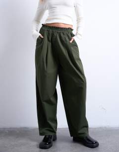 Model wearing Pleated balloon jogger with elasticated waist in green