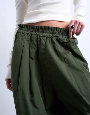 Topshop Pleated Balloon Sweatpants With Elastic Waist In Green