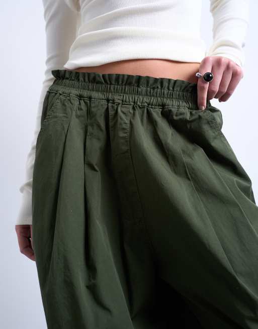 Topshop pleated balloon sweatpants with elastic waist in green