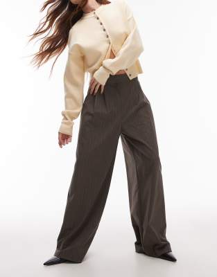 Topshop Pleated Pants In Brown