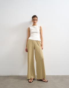 Model wearing Plisse jersey wide leg trouser in khaki