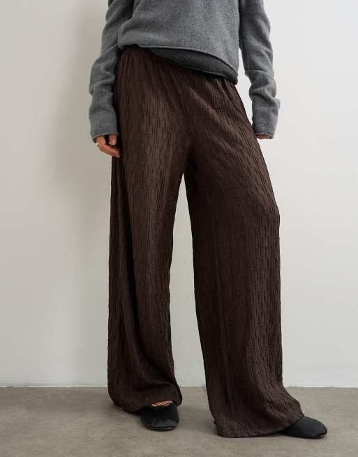 Topshop plisse jersey wide leg trousers in chocolate, 3 of 5