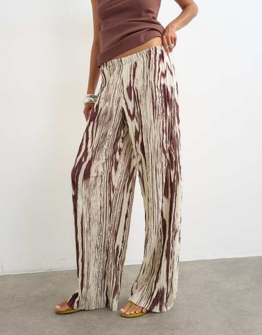 Topshop Plissee-Hose mit weitem Bein und Animal-Print in Braun, 2 von 5