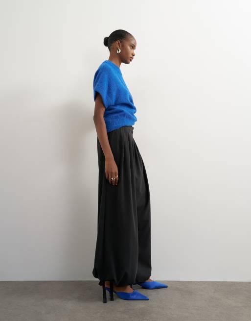 Topshop plisserade ballongbyxor i svart, 3 av 5