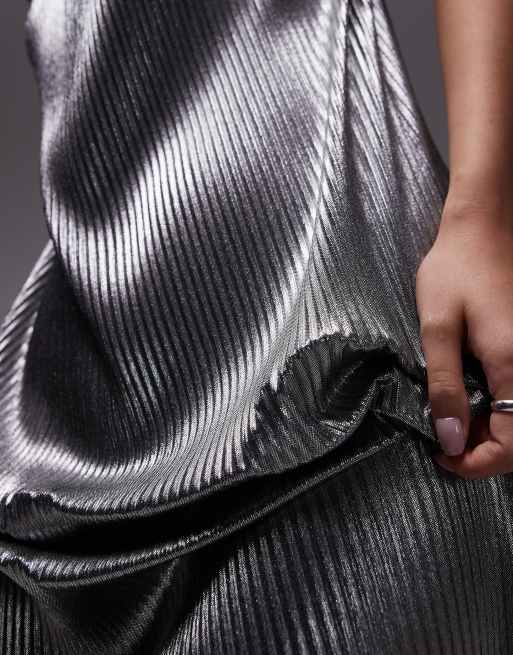 Topshop – Plissiertes Maxikleid in Silber mit Spaghettiträgern, 3 von 4