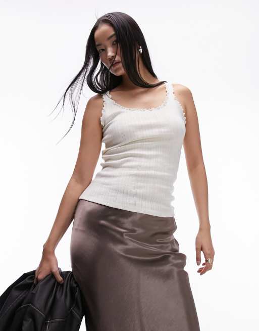 Topshop - Pointelle cami met geschulpte zoom in gebroken wit