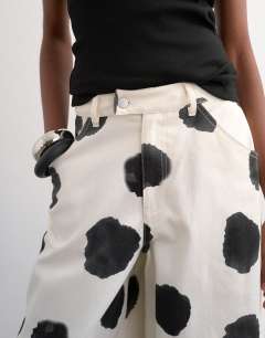 Model wearing Polka dot barrel leg trouser in multi