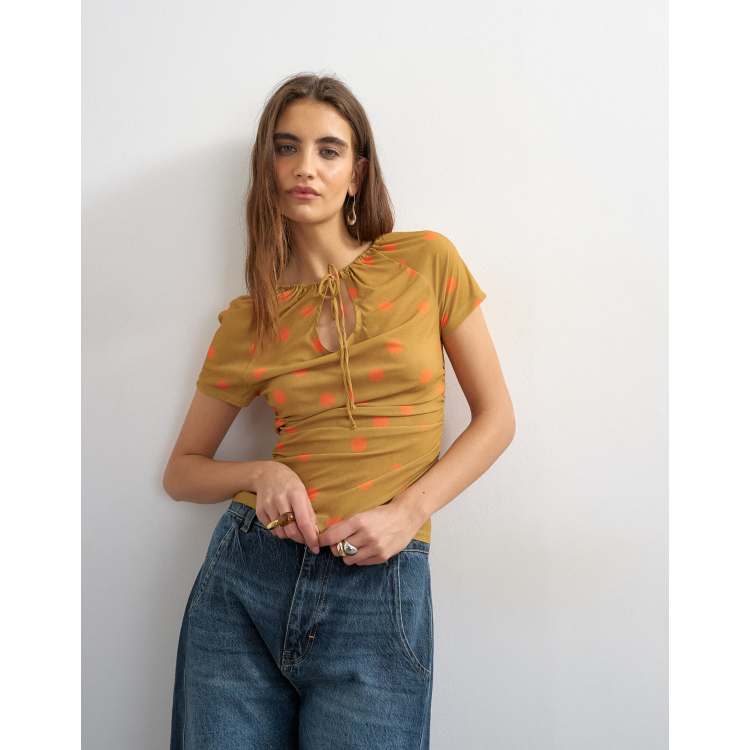 トップス Low classic HOLE POINT PRINT TOP Topshop polka dot mesh key hole detail short sleeve top in orange
