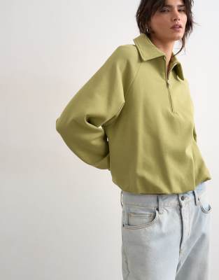Topshop - Polo-Sweatshirt aus Interlock in Grün mit Ballonsaum und kurzem Reißverschluss