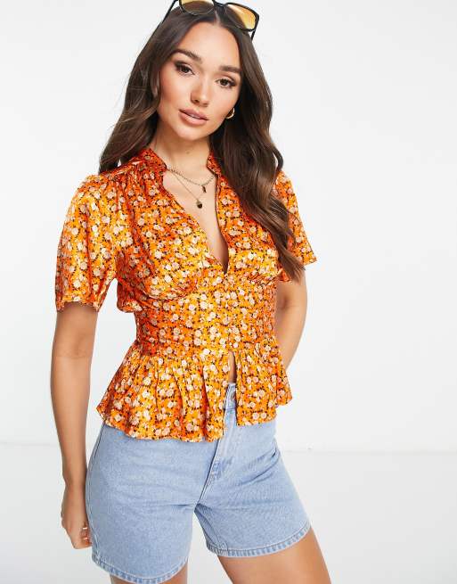 Topshop – Pomarańczowy satynowy top w róże ze zwiewnymi rękawami zapinany na guziki