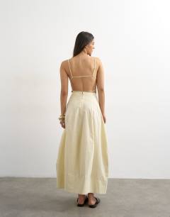 Model wearing Poplin square neck open back barrel midi sundress in black