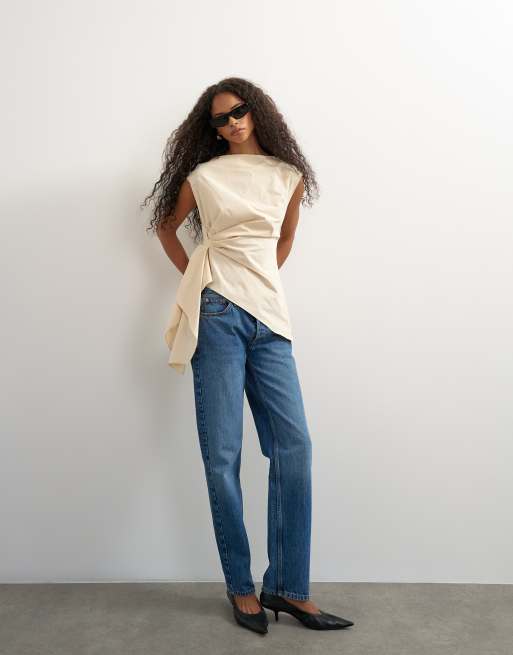 Topshop poplins topp med sned halsringning och vriden sida i buttermilk, 2 av 4