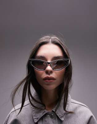 Topshop - Poppy - Schmale Cat-Eye-Sonnenbrille in Silber