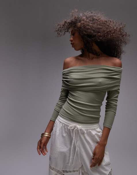 Topshop – Prążkowany top premium z długimi rękawami i dekoltem bardot w spranym kolorze khaki - view 1