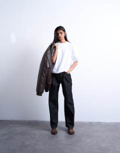 Model wearing Premium basic short sleeve tee in white