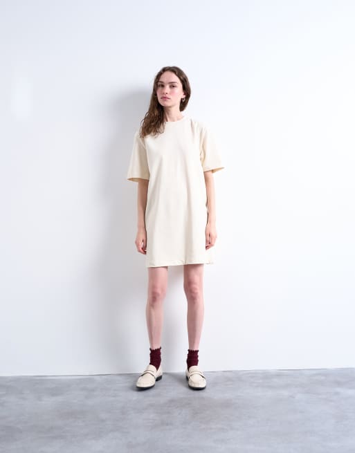 Topshop - Premium - Beige oversized T-shirt-kjole med korte ærmer, 3 af 4