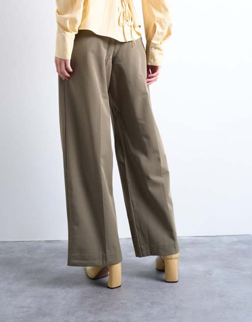 Topshop premium double pleat straight leg tailored pants in khaki, 4 of 5