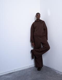 Model wearing Premium heavyweight straight leg jogger in chocolate brown
