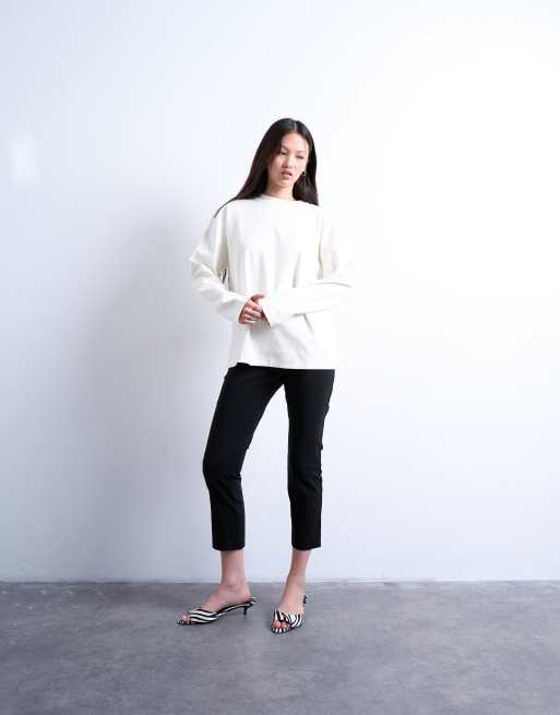 Topshop premium interlock long sleeve skater tee in white, 2 of 4