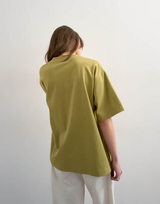 Topshop - Premium interlock T-shirt met V-hals in kaki, 3 van 4