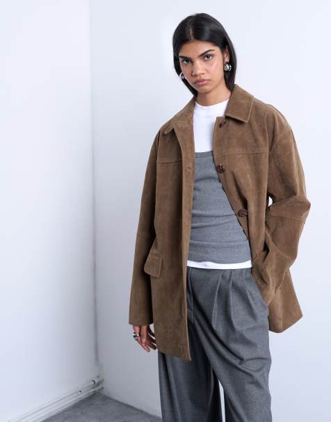 Topshop – Premium – Kastige Jacke aus echtem Wildleder in Hellbraun mit aufgenähter Tasche - view 1