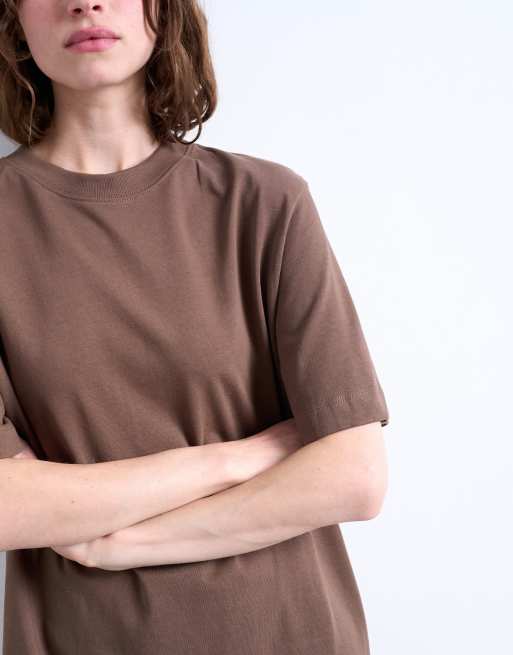 Topshop – Premium – Kurzärmliges Oversize-T-Shirt-Kleid in Schokobraun, 4 von 4