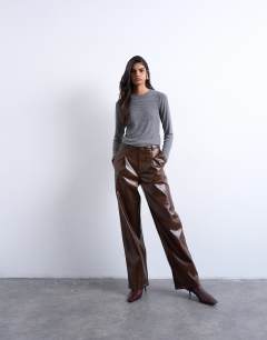 Model wearing Premium rib long sleeve top in grey marl