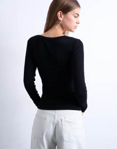 Model wearing Premium rib long sleeve wide scoop neck top in black