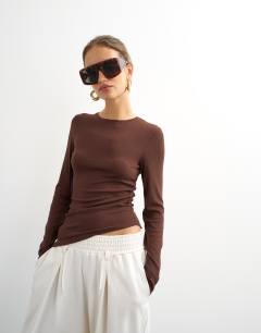 Model wearing Premium rib ruched asymmetric hem long sleeve top in chocolate