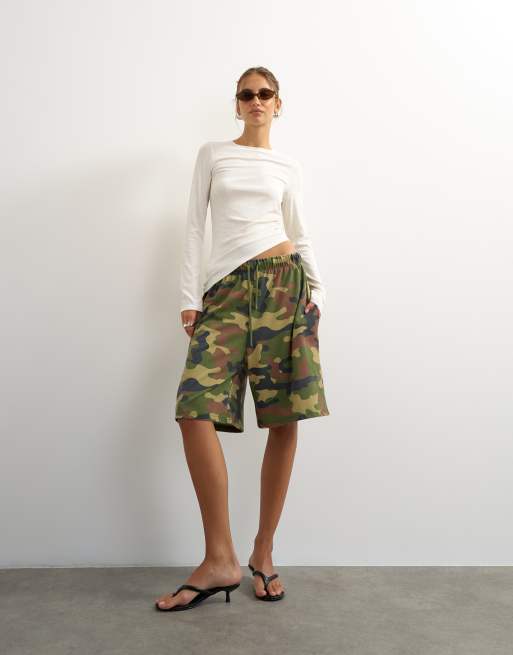 Topshop premium rib ruched asymmetric hem long sleeve top in white, 2 of 4