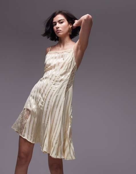 Topshop Premium - Robe nuisette courte en dentelle et jacquard - Crème - view 1