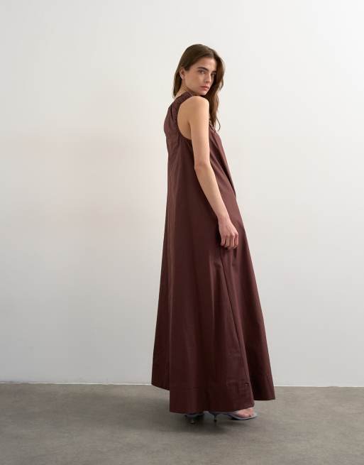 Topshop - Prendisole lungo in popeline color cioccolato con scollo arricciato, 3 di 4
