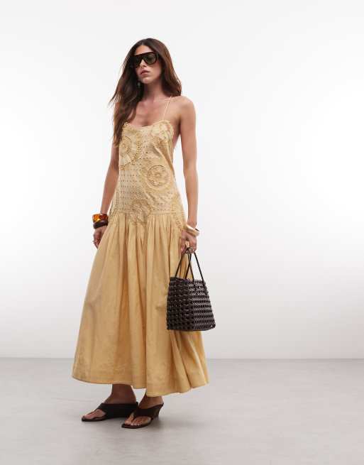 Topshop - Prendisole lungo premium ricamato con vita scesa color ocra