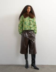 Printed fur collar jacket in green