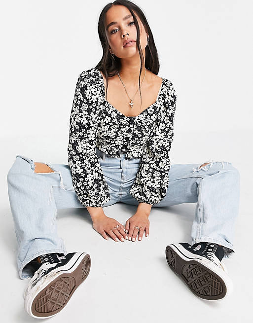  Shirts & Blouses/Topshop printed long sleeve crop in monochrome 