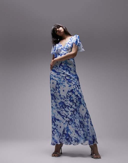 Topshop printed V-neck flutter sleeve occasion maxi dress in blue | ASOS