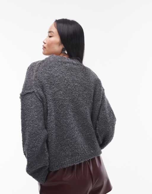 Topshop – Pullover aus Bouclé-Strick in Anthrazit mit hohem V-Ausschnitt, 4 von 4