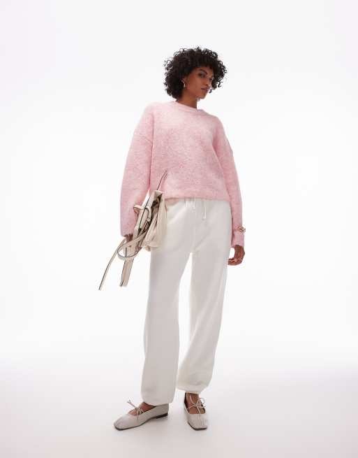Topshop – Puszysty dzianinowy sweter o luźnym kroju w jasnoróżowym kolorze