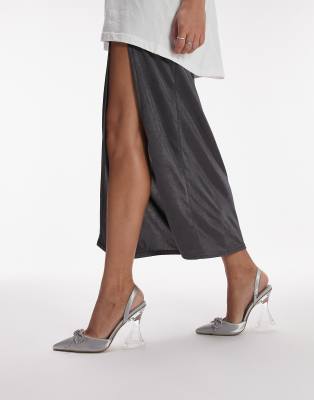 Topshop - Rain - Silberfarbene Pumps mit Fersenriemchen und Schleife-Grün