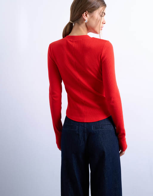 Topshop - Rød ribstrikket top med lange ærmer og buet kant, 2 af 4