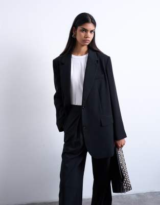 Topshop - Relaxed-Fit-Blazer in Schwarz mit 2 Knöpfen