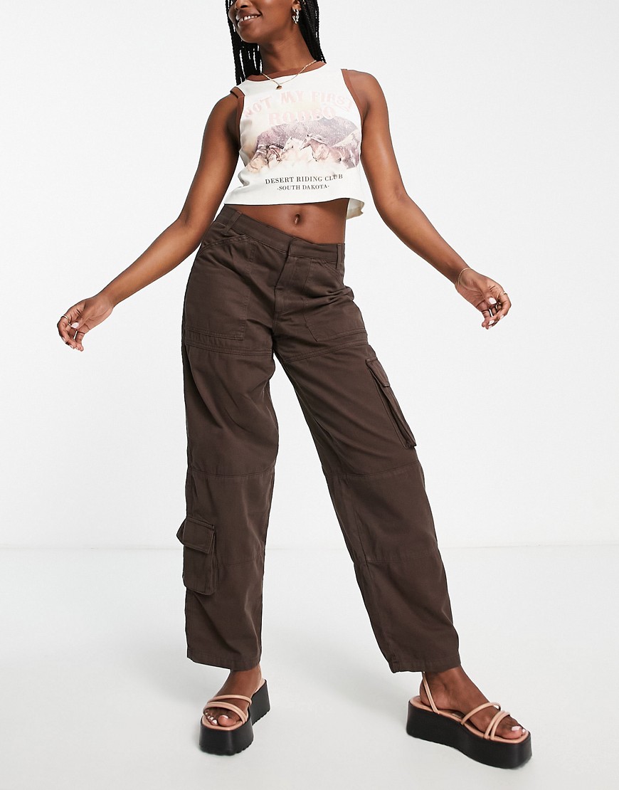 Topshop relaxed low slung cargo pants in chocolate-Brown