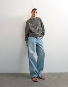 Model wearing Relaxed New York graphic sweatshirt