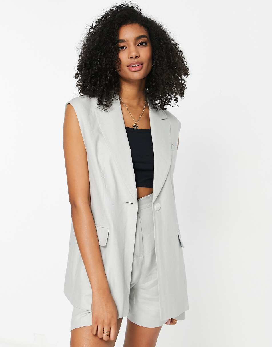 Vero Moda Curve tailored pinstripe blazer co-ord in navy