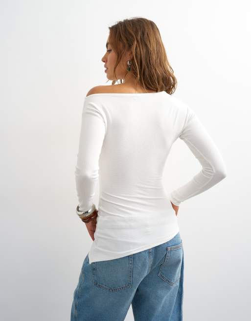 Topshop rib asymmetric off the shoulder long sleeve top in ecru, 3 of 4