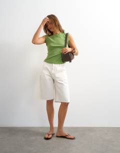 Model wearing Rib boyfriend tank in green