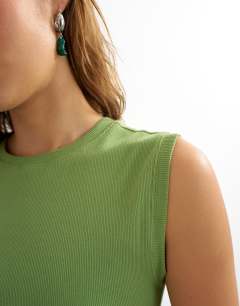 Model wearing Rib boyfriend tank in green