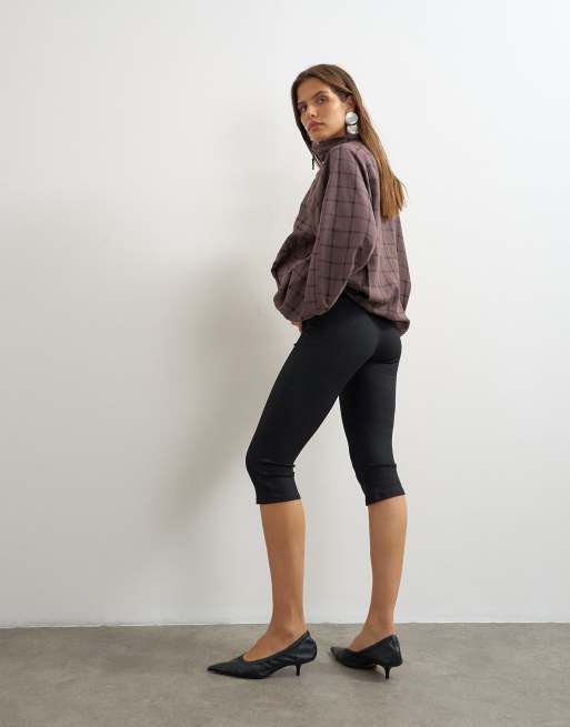 Topshop rib capri trouser in black, 5 of 5