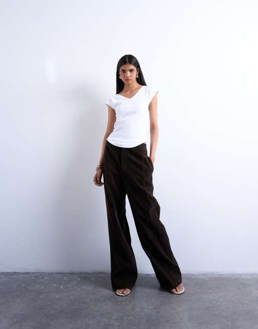 Topshop rib fitted v-neck curve hem tee in white, 3 of 4